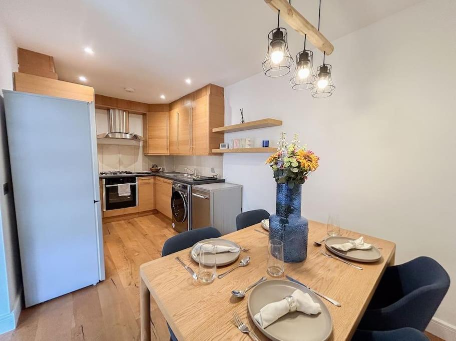 Appartamento Two Bedroom Notting Hill Delight Londra