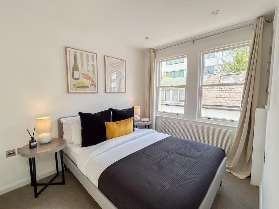Appartamento Two Bedroom Notting Hill Delight Londra