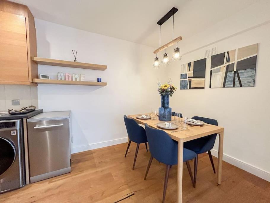 Two Bedroom Notting Hill Delight Appartamento